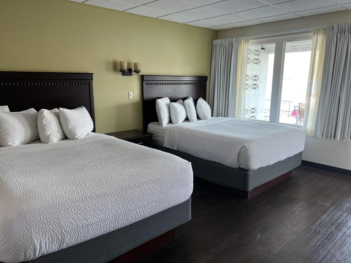 Georgian Lakeside Resort Lake George Bagian luar foto