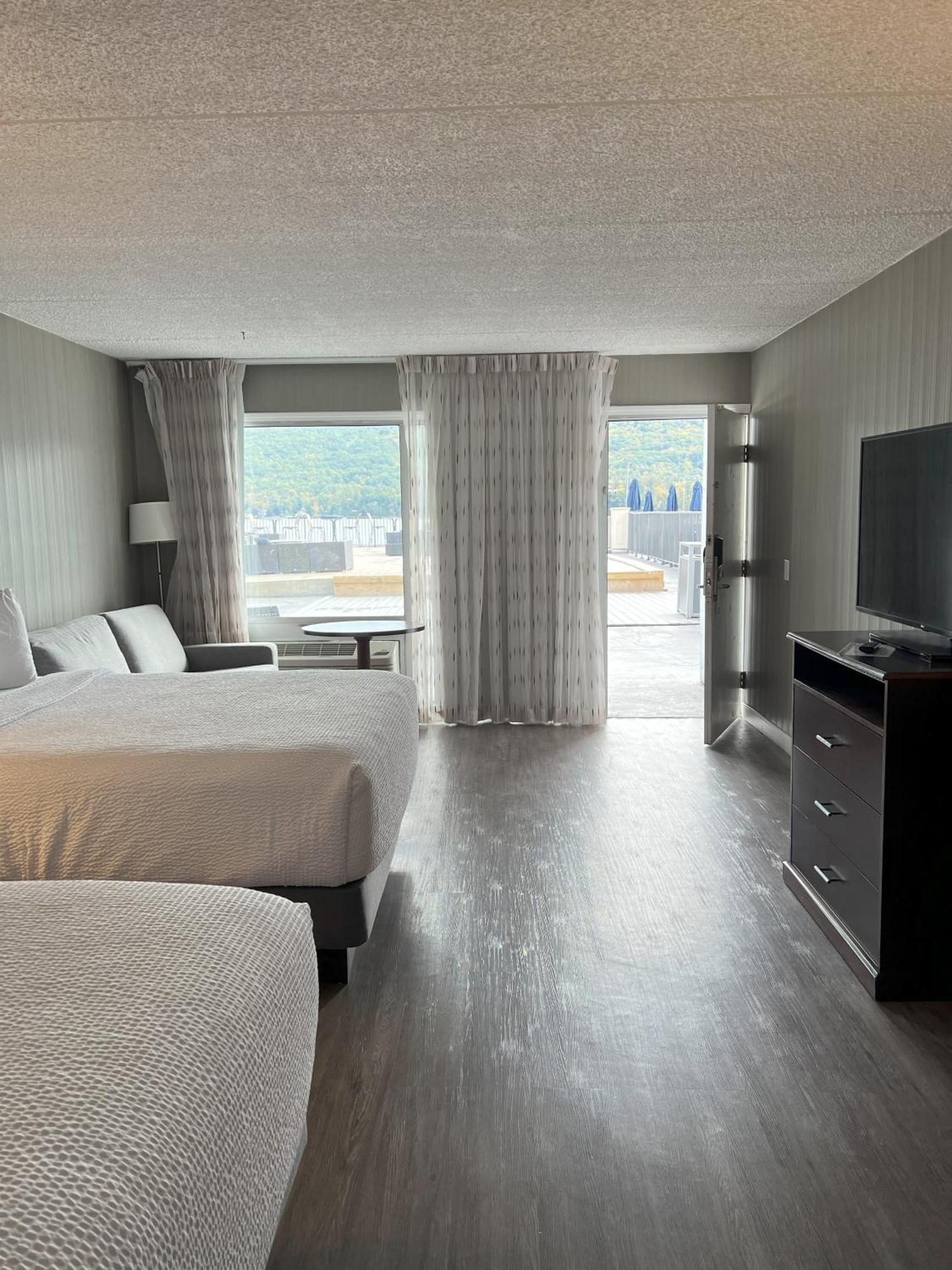Georgian Lakeside Resort Lake George Bagian luar foto