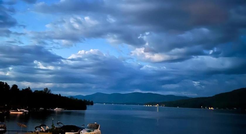 Georgian Lakeside Resort Lake George Bagian luar foto