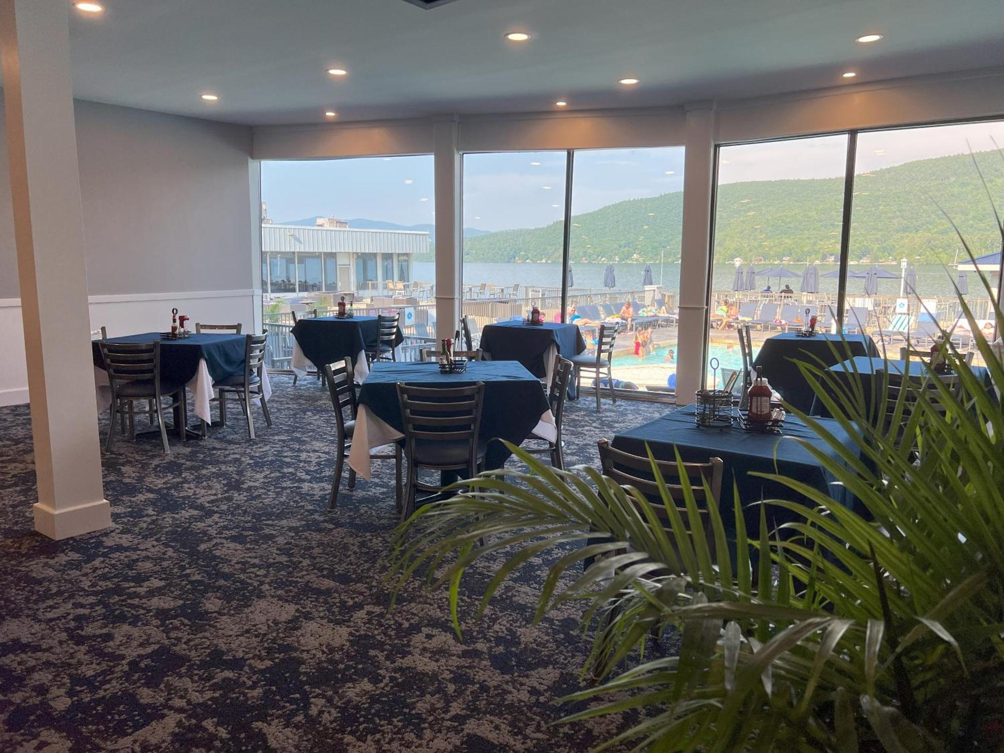 Georgian Lakeside Resort Lake George Bagian luar foto